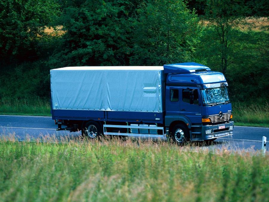 Mercedes-Benz Atego 1828 1998 года  (фото 3 из 24)
